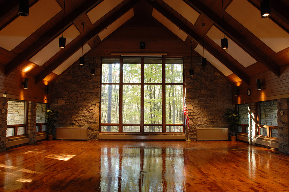 Oak Openings Lodge (photo courtesy of Metroparks Toledo) Oak Openings Lodge (photo courtesy of Metroparks Toledo)